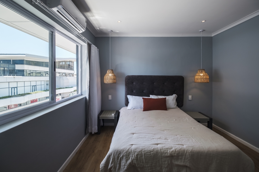 To Let 3 Bedroom Property for Rent in Sea Point Western Cape